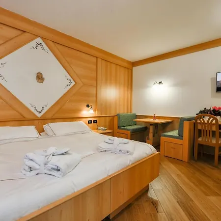 Pineta Relax Location Hotel Canazei
