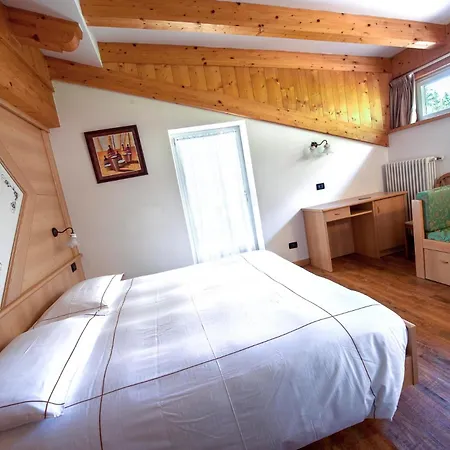 Pineta Relax Location Hotel